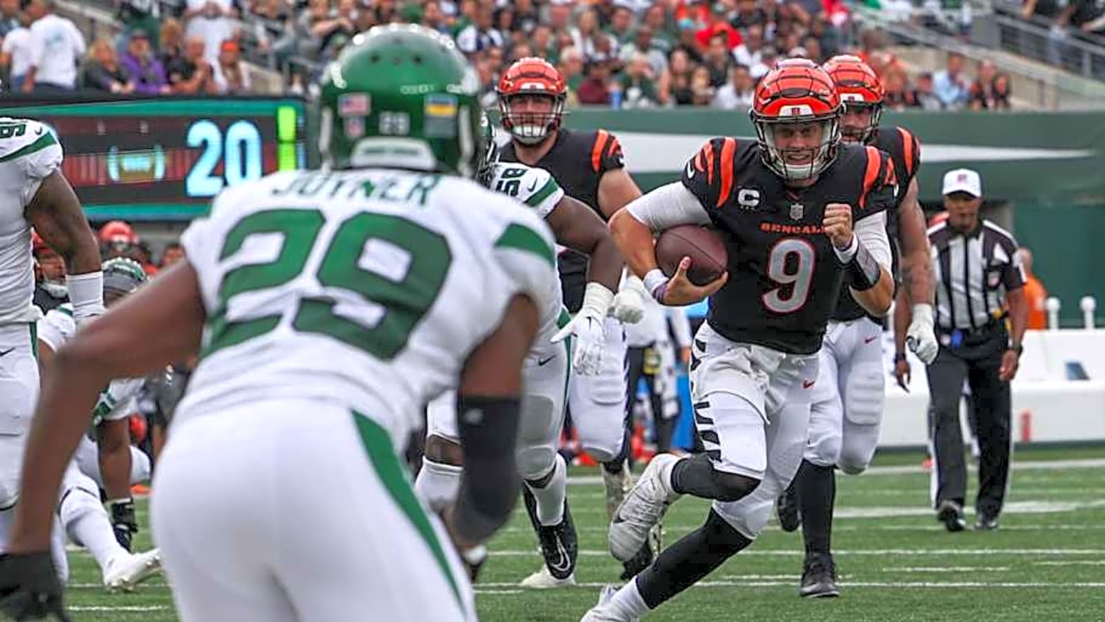 NFL Insider Discusses QB Trade Arms Race That Could Involve Joe Burrow