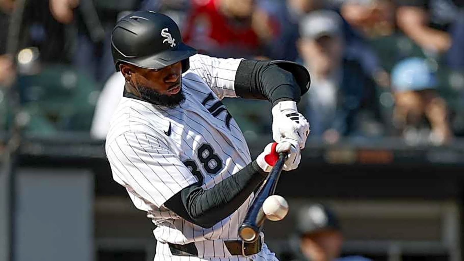 Chicago White Sox Activate Luis Robert Jr. From Injured List