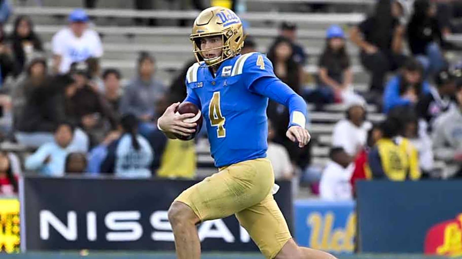 Chargers met with UCLA&#39;s starting QB who learned under Chip Kelly and Eric Bieniemy