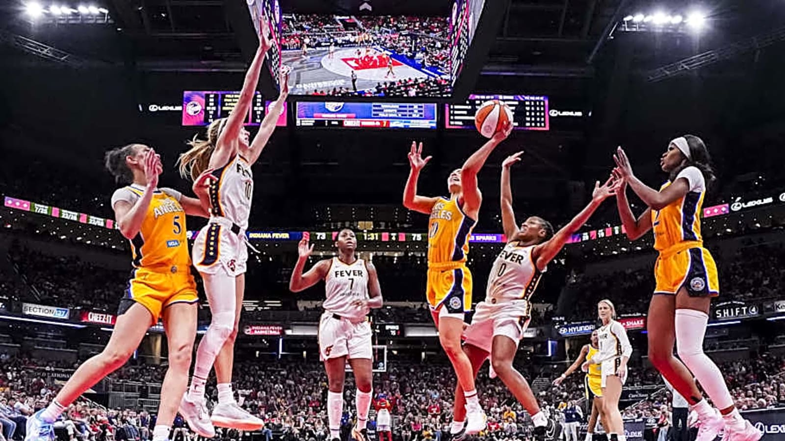 Fever Coach Stephanie White Gets Blunt About Indiana&#39;s Paint Problem