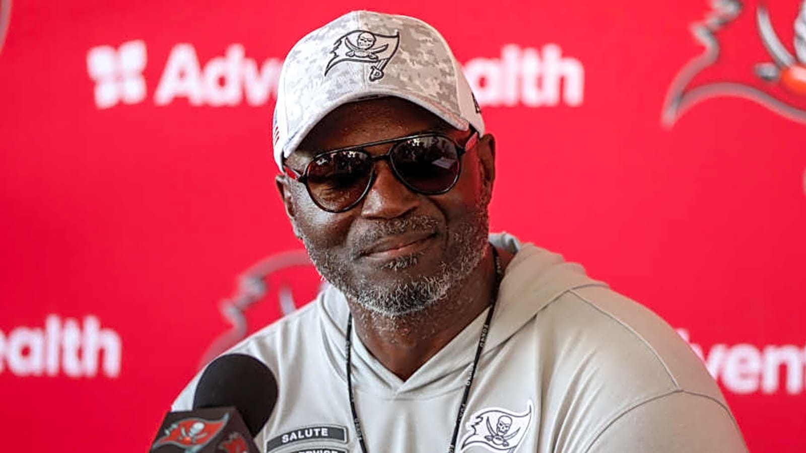 Buccaneers starter who fans wanted cut is having a huge 2025 season