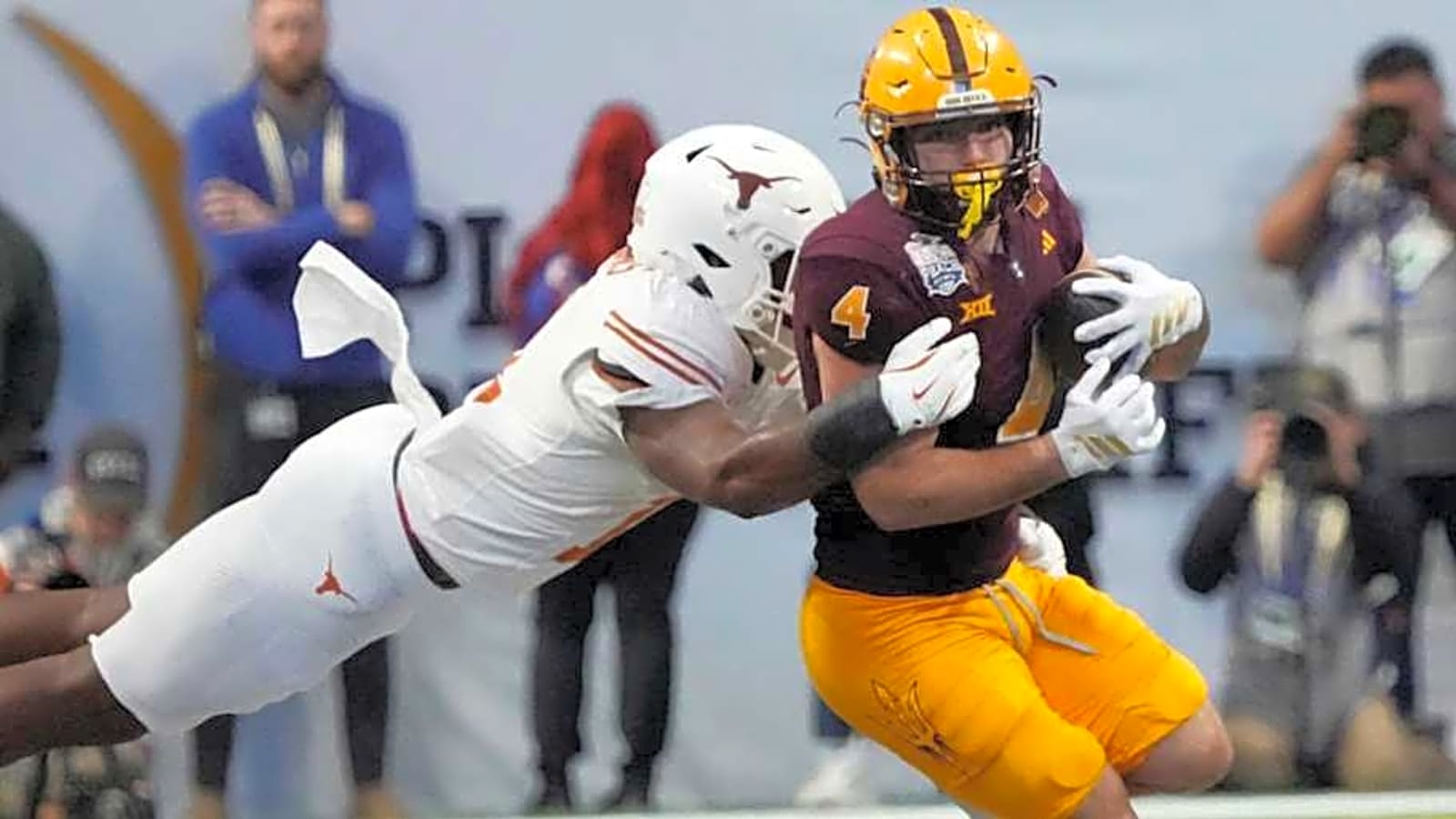 EXCLUSIVE: Jaxen Stokes Explains Why Cam Skattebo Is So Important