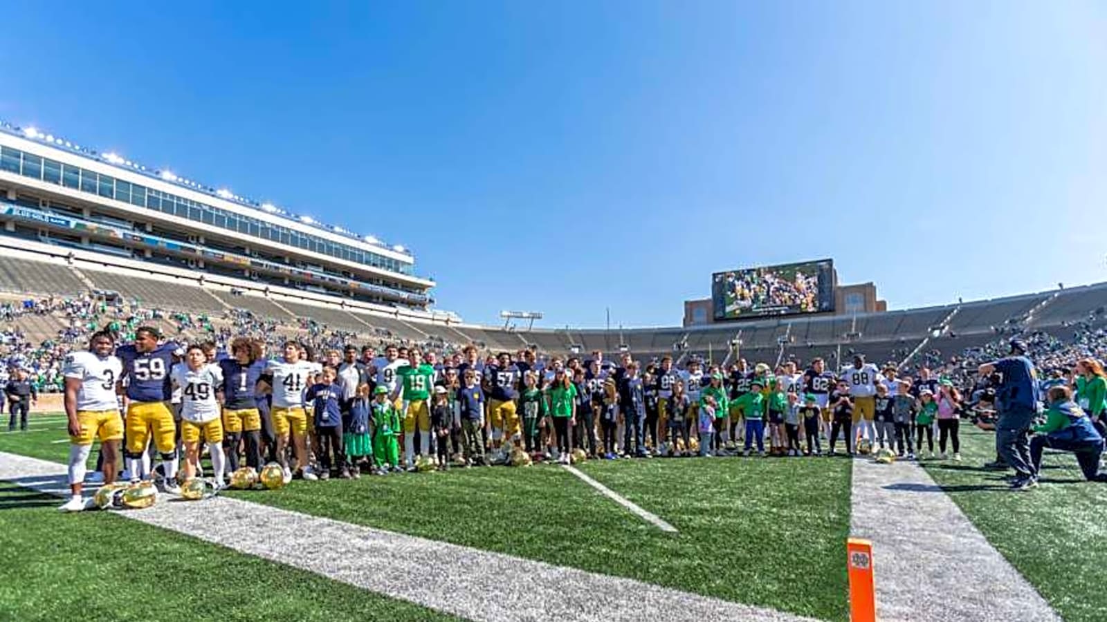 Pair of Top Chicago Catholic League Recruits Visit Sounds Bend