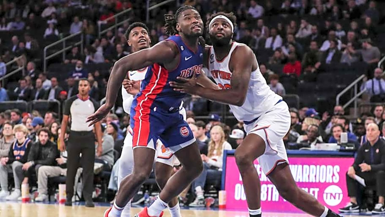 Knicks, Pistons Big Men Questionable For Game 4