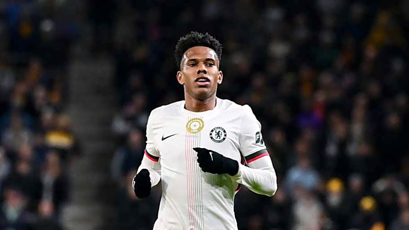 Maresca drops Chelsea selection hint vs Wolves as he shares Estevao's weather complaint