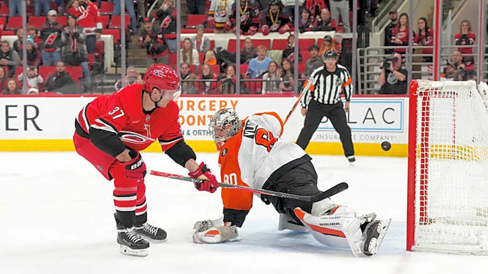 Flyers’ Shootout Success Slips vs. Hurricanes