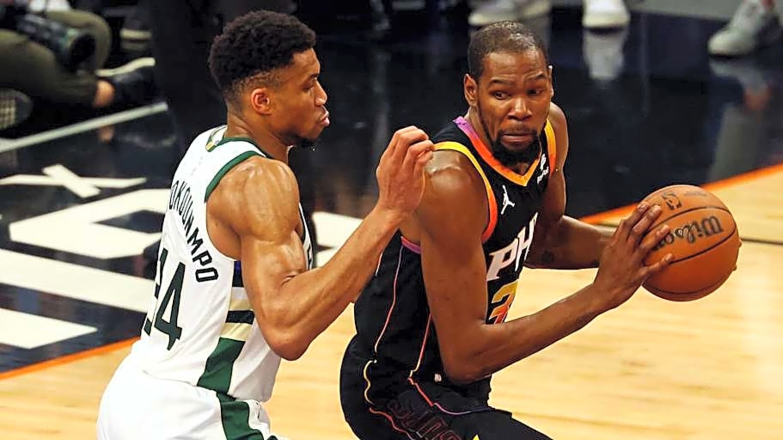 Miami Heat Listed As Top Betting Favorites To Land Highly Decorated Superstar