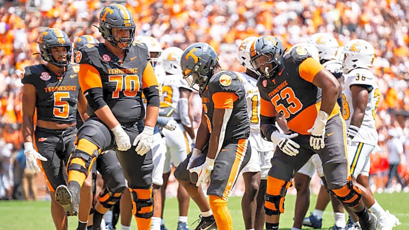 Greg McElroy and Cole Cubelic Have Concerns Over Tennessee&#39;s Offensive Line