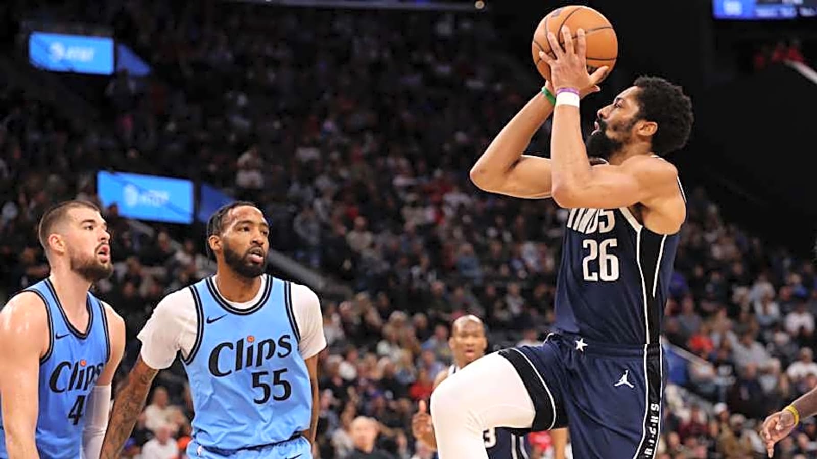 What are the Hornets doing with all of these guards?