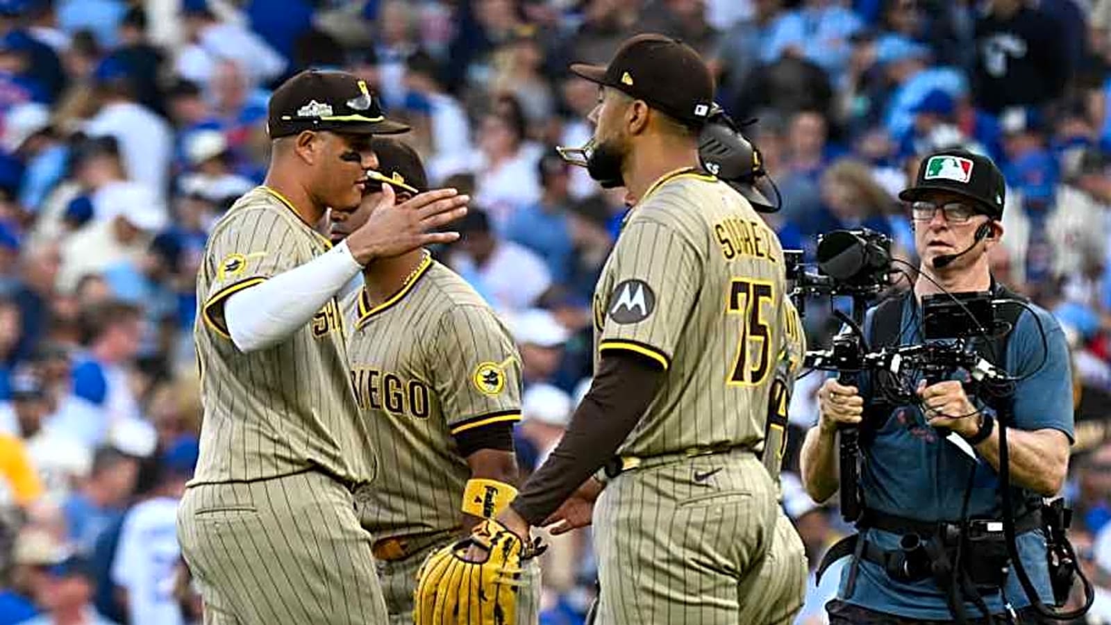 Padres&#39; Robert Suarez Addresses Player Option, Potentially Hitting Free Agency