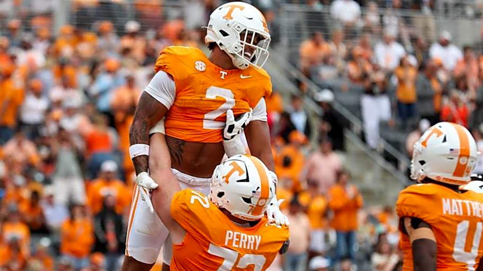 Tennessee Football Blows Past ETSU in Route to Conference Play