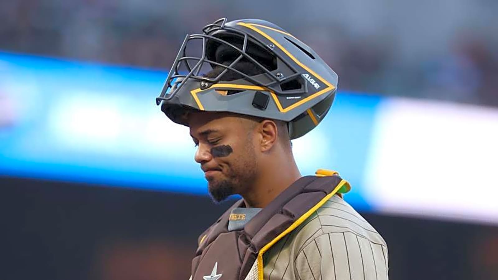 Padres Linked to Breakout Catchers to Solve Biggest Issue at Trade Deadline