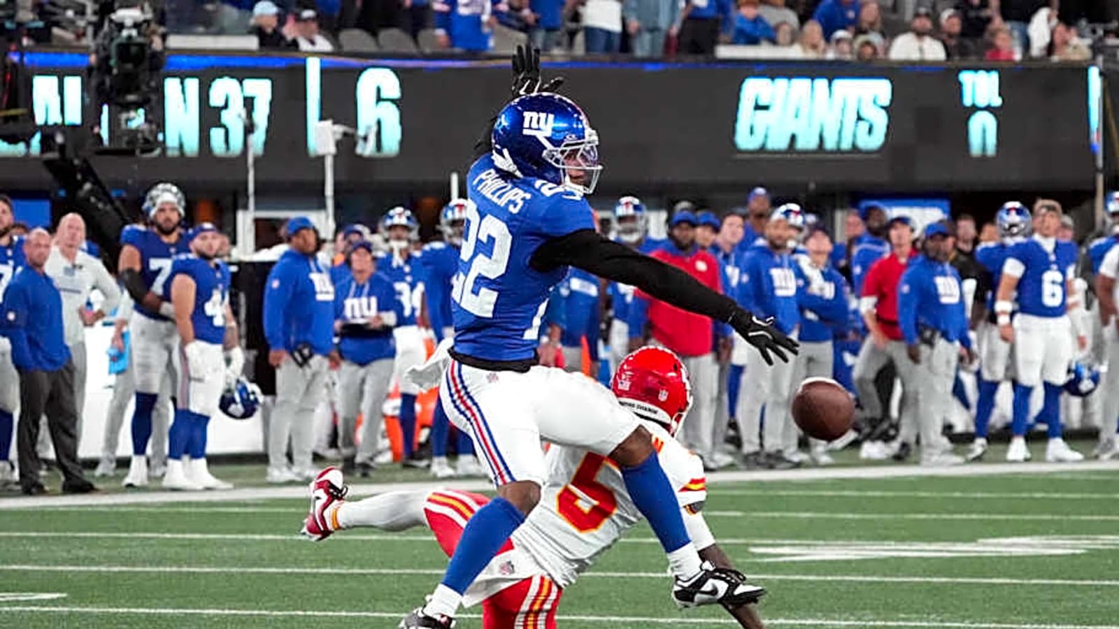 Multiple Giants Earn Recognition for Contributions in Team&#39;s Week 4 Win