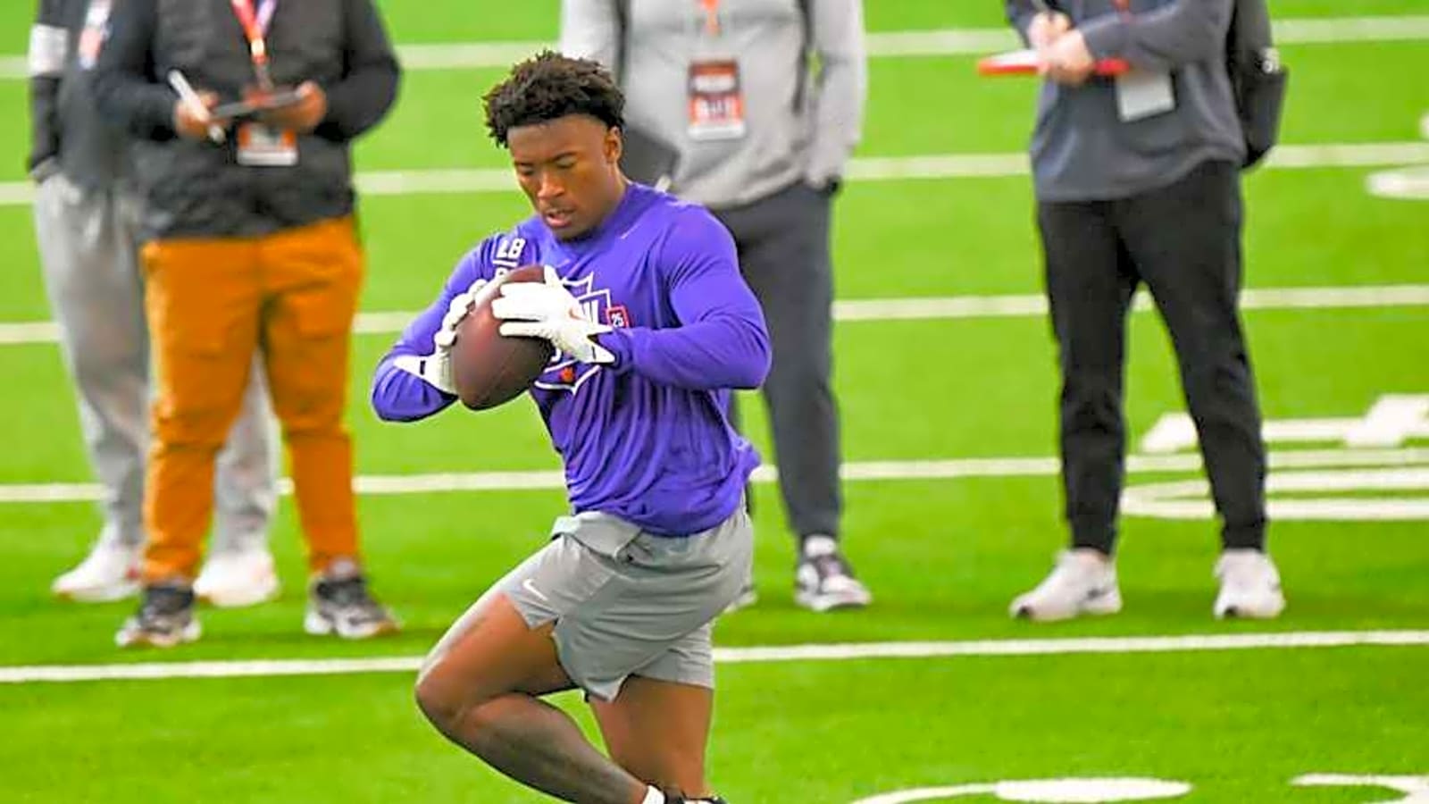 Cincinnati Bengals Selected Clemson Linebacker Barrett Carter in Fourth Round of 2025 NFL Draft