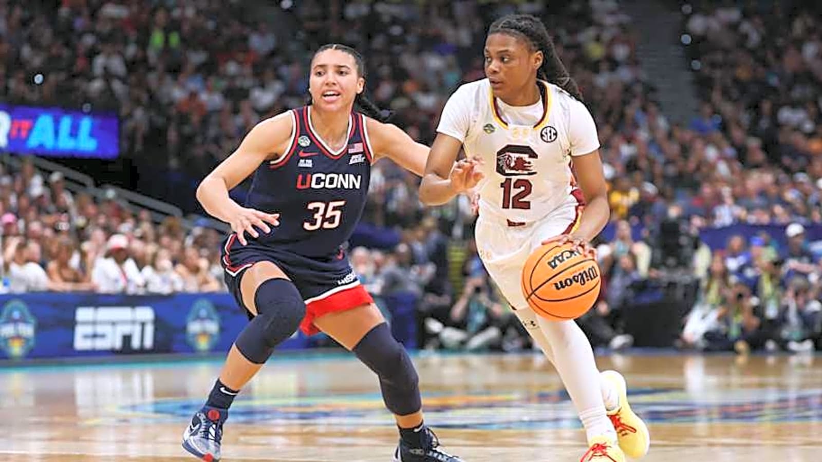 South Carolina&#39;s MiLaysia Fulwiley Commits to LSU