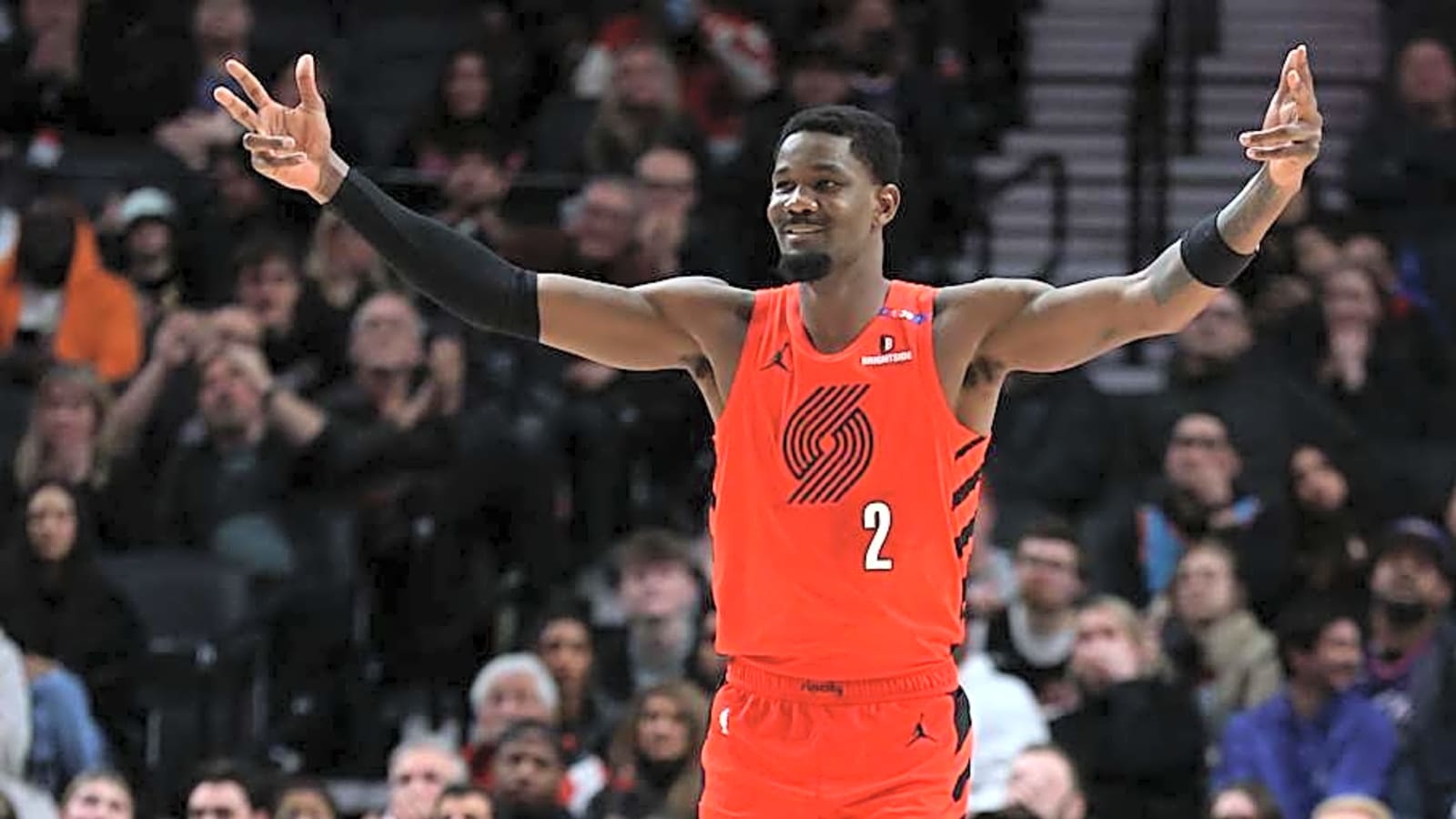 Lakers Insider Reveals Luka Doncic&#39;s Thoughts on Deandre Ayton Signing