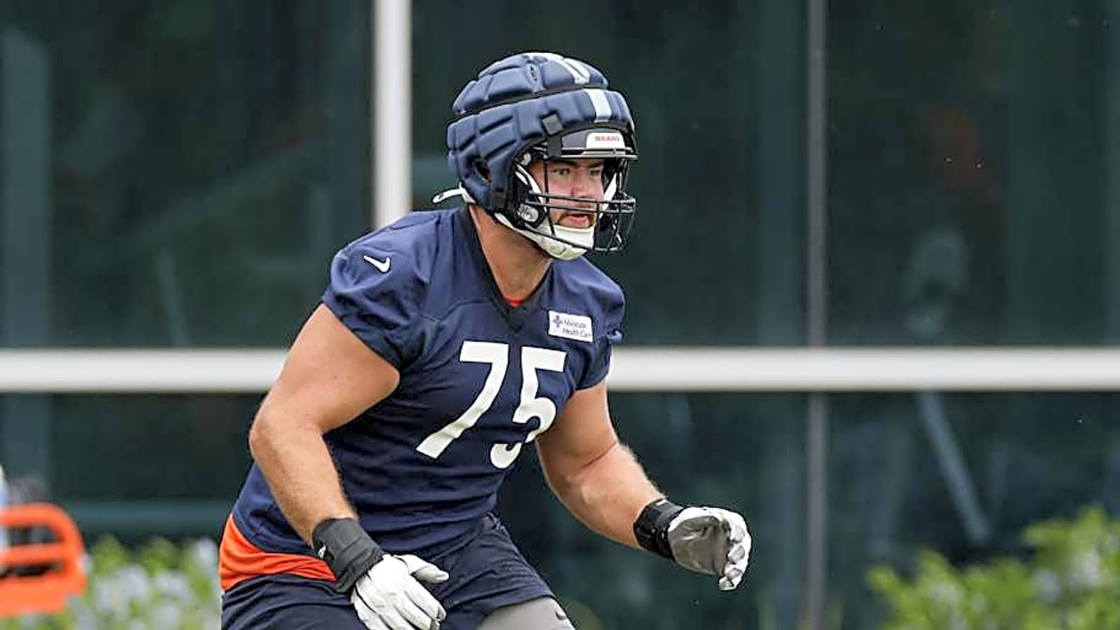 A frontrunner is beginning to emerge for Bears&#39; starting left tackle