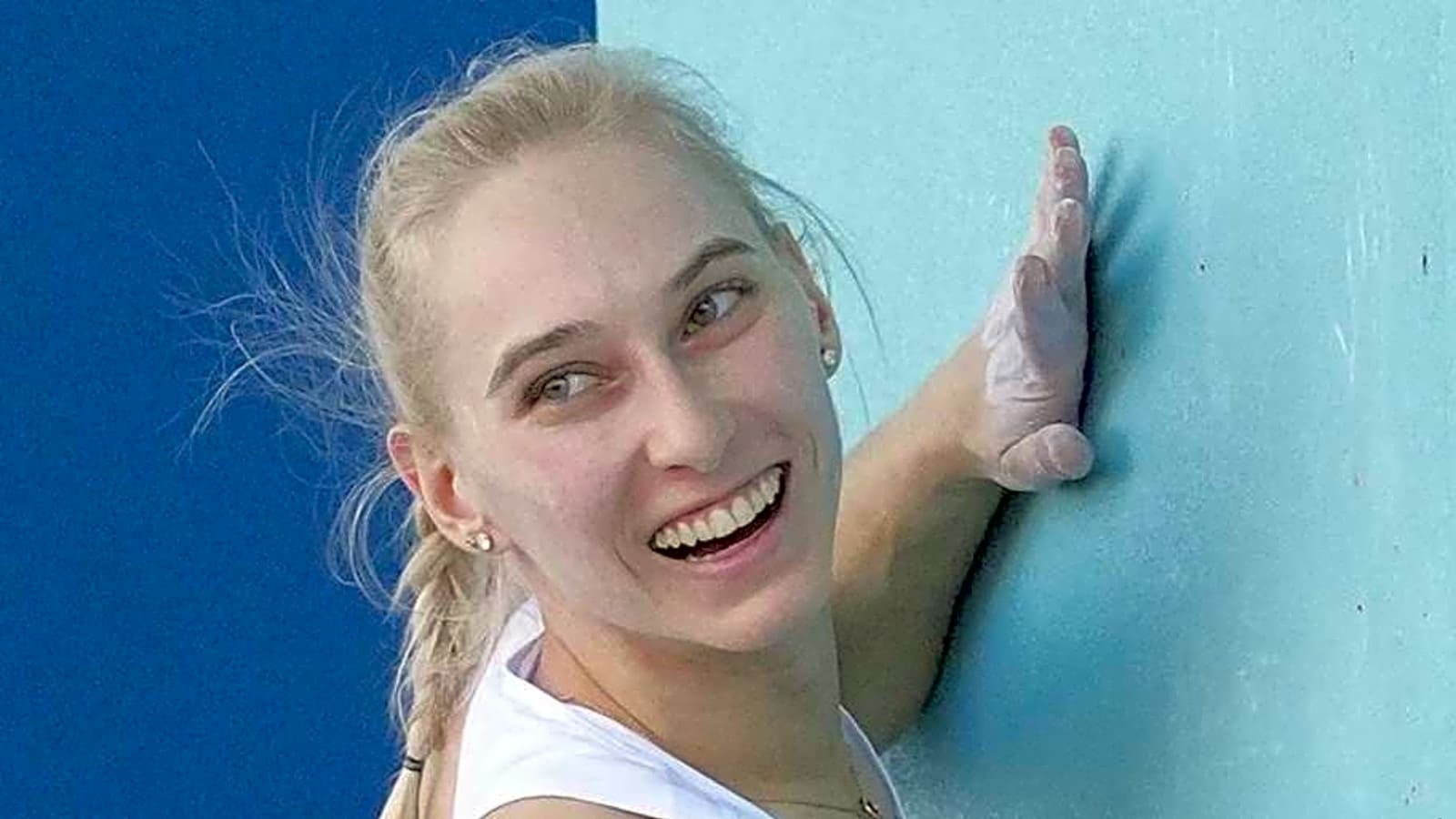 Janja Garnbret Takes Gold in Legendary IFSC Boulder World Cup Return