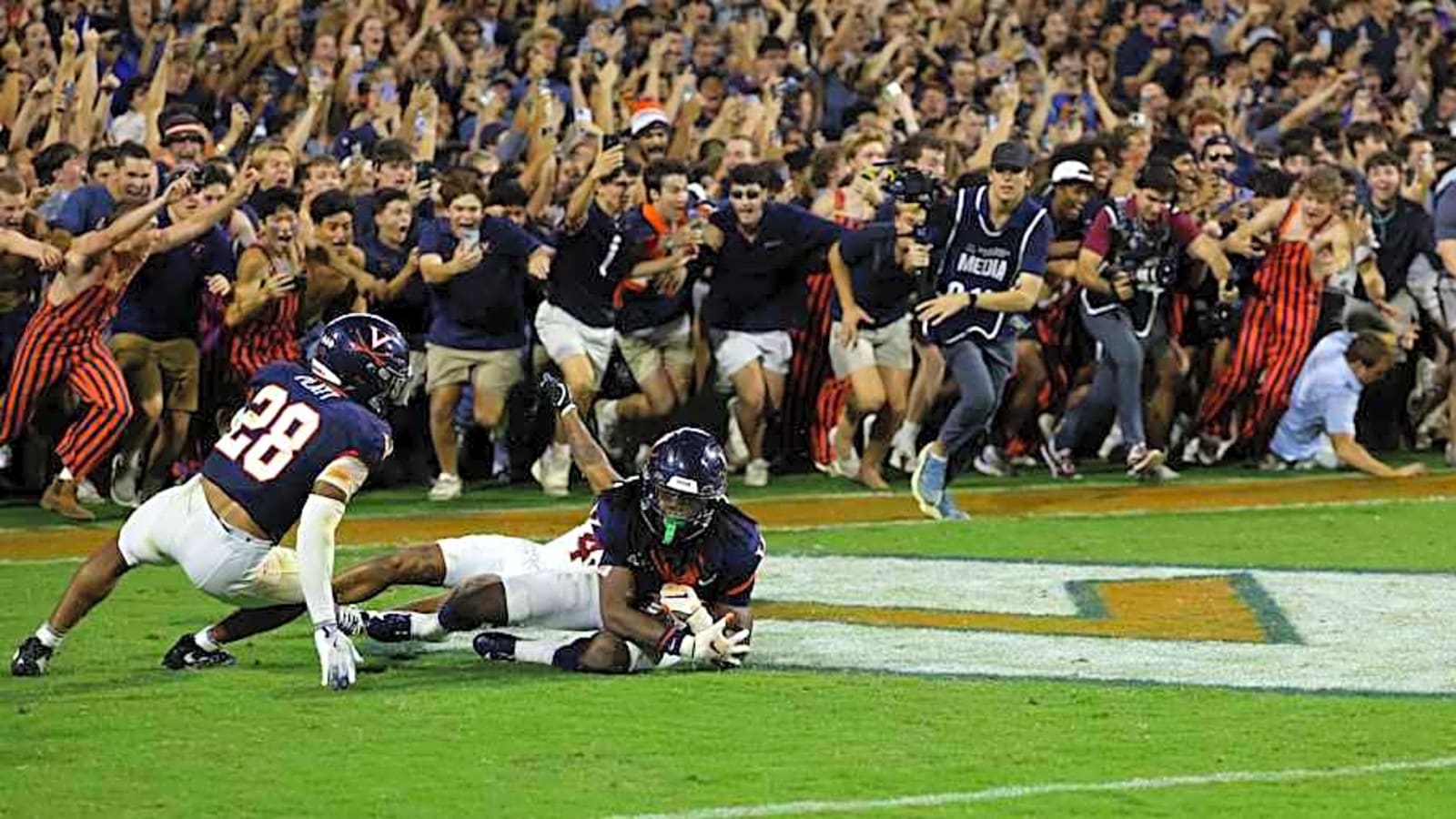 PFF Grades and Snap Counts From Virginia&#39;s Massive Upset over FSU