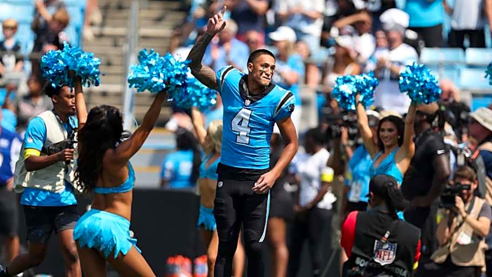 Mike Vrabel makes his opinion clear on Panthers’ rookie Tetairoa McMillan