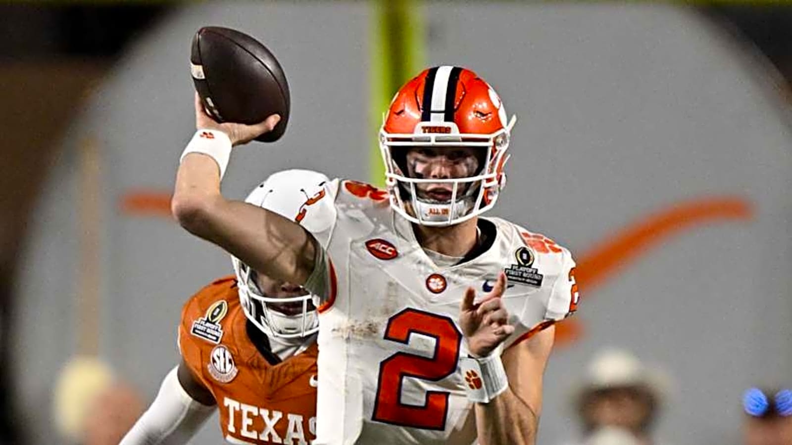 PFF Predicts Clemson Tigers&#39; Revenge on Texas Longhorns