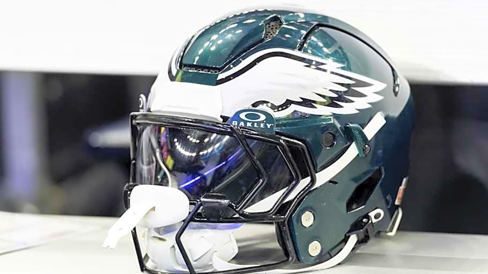 Rival Star Addresses Eagles Fans