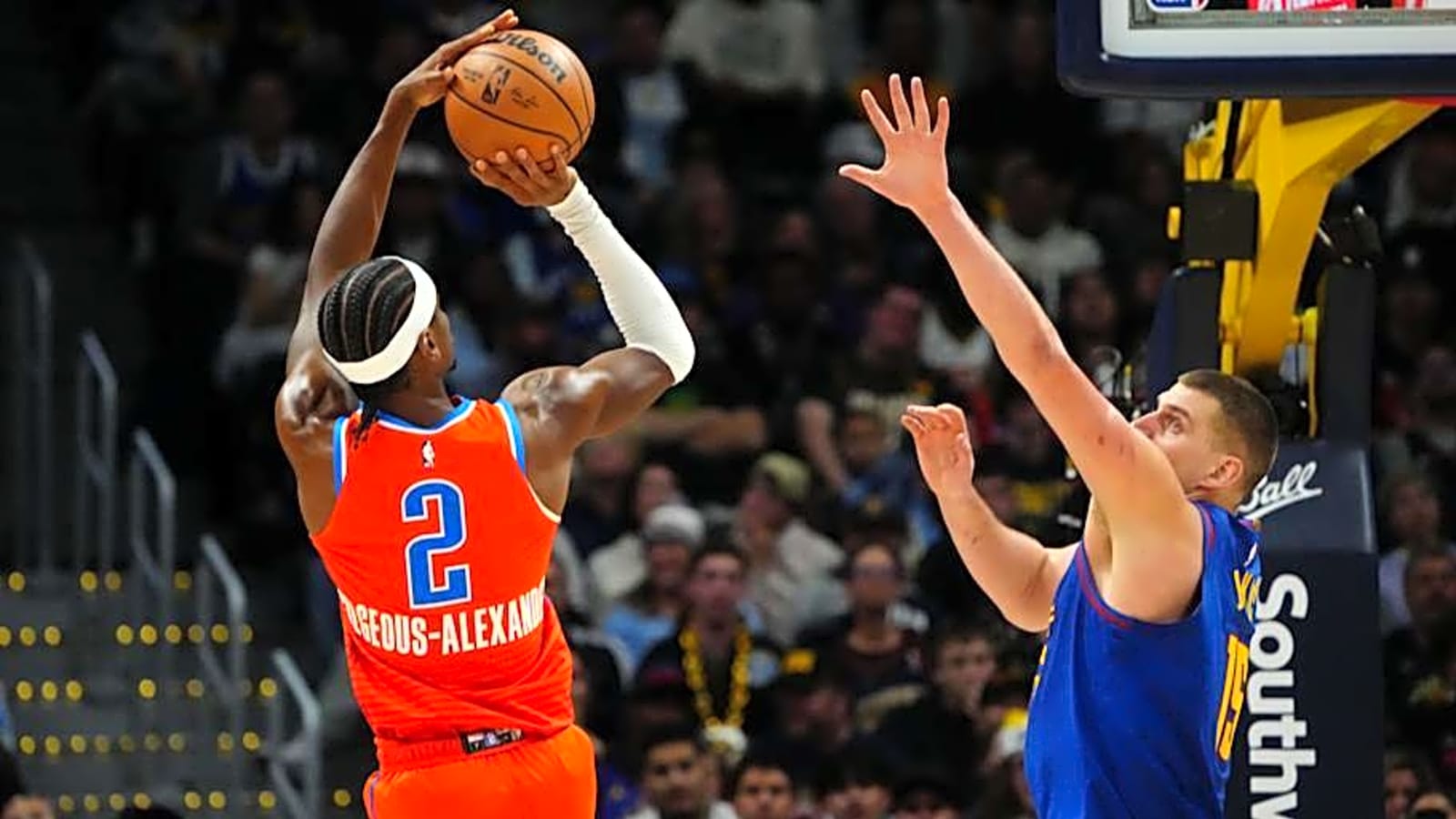 Shai Gilgeous-Alexander’s Quest for Back-to-Back MVPs Should Be a Bigger Storyline