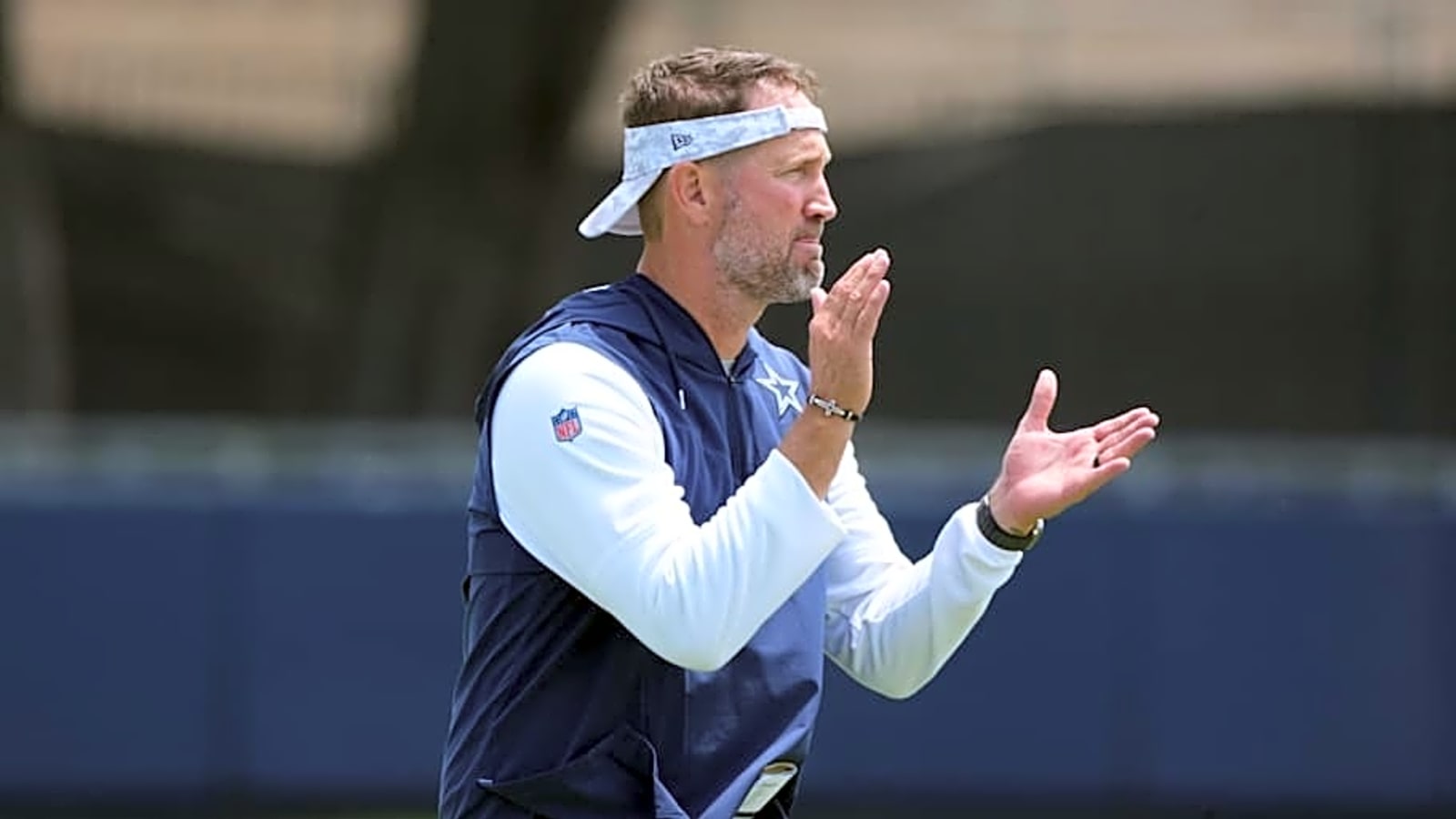 Brian Schottenheimer is as advertised in Cowboys&#39; mic&#39;d up training camp video