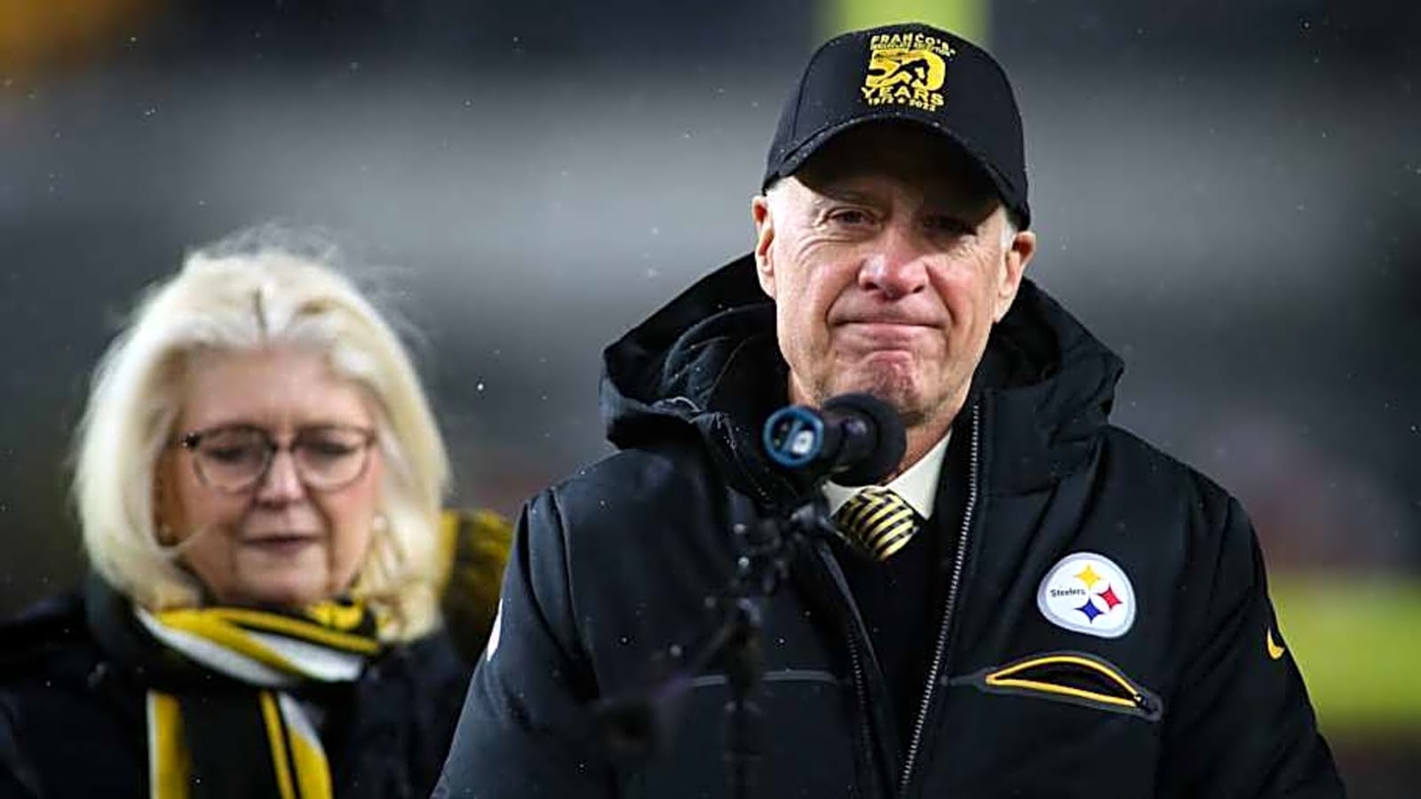 Should Rams Make Business With Steelers?