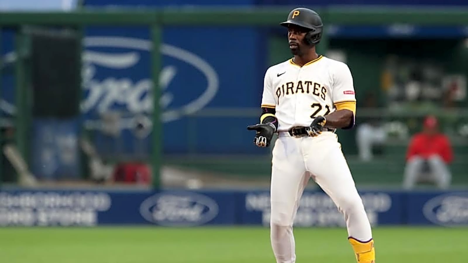 Pirates&#39; Legend Moves Up Another Franchise Leaderboard