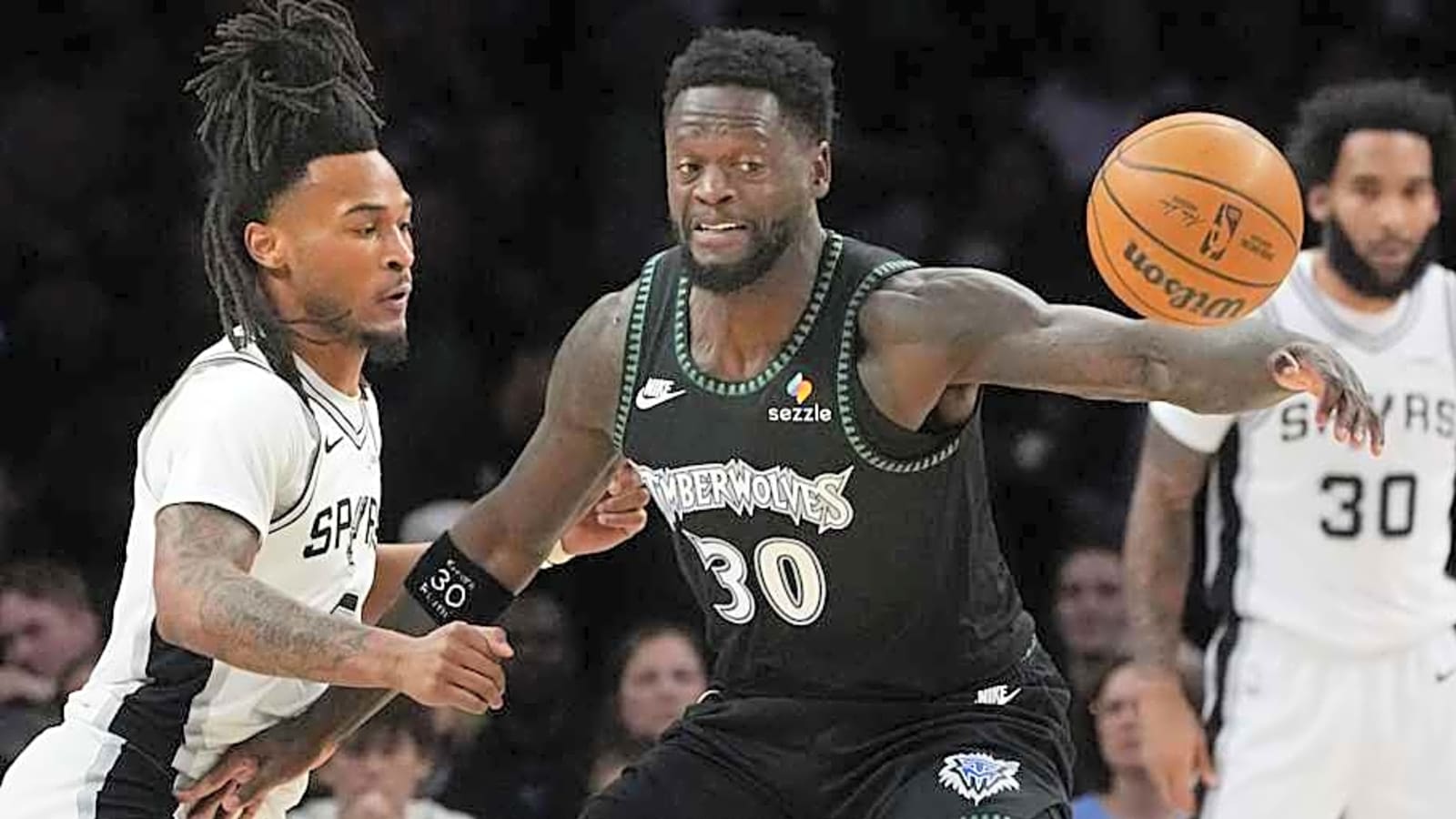 'A Tough Matchup': How Spurs' Smaller Stephon Castle is Bothering Julius Randle