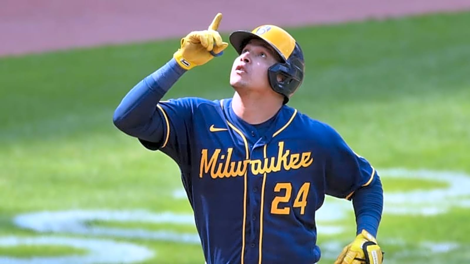 Brewers' Best Outfielder of 2021 Just Retired from Pro Baseball