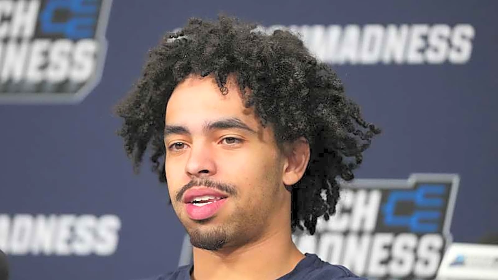 Dallas Mavericks Reportedly Sign Pacers Player&#39;s Brother