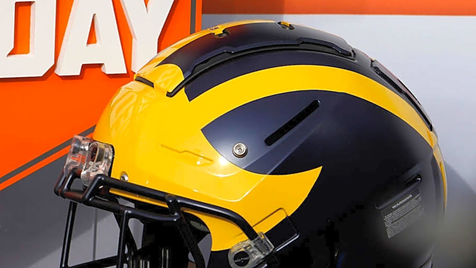 Michigan receives two more predictions to land elite 4-star defender