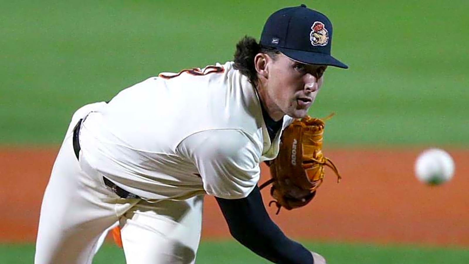 Report: Dax Whitney Won't Return For Oregon State Against CSU Northridge This Weekend