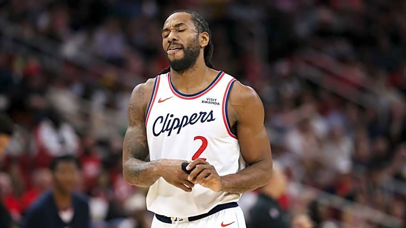 Clippers Now Have a New Kawhi Leonard Injury Concern