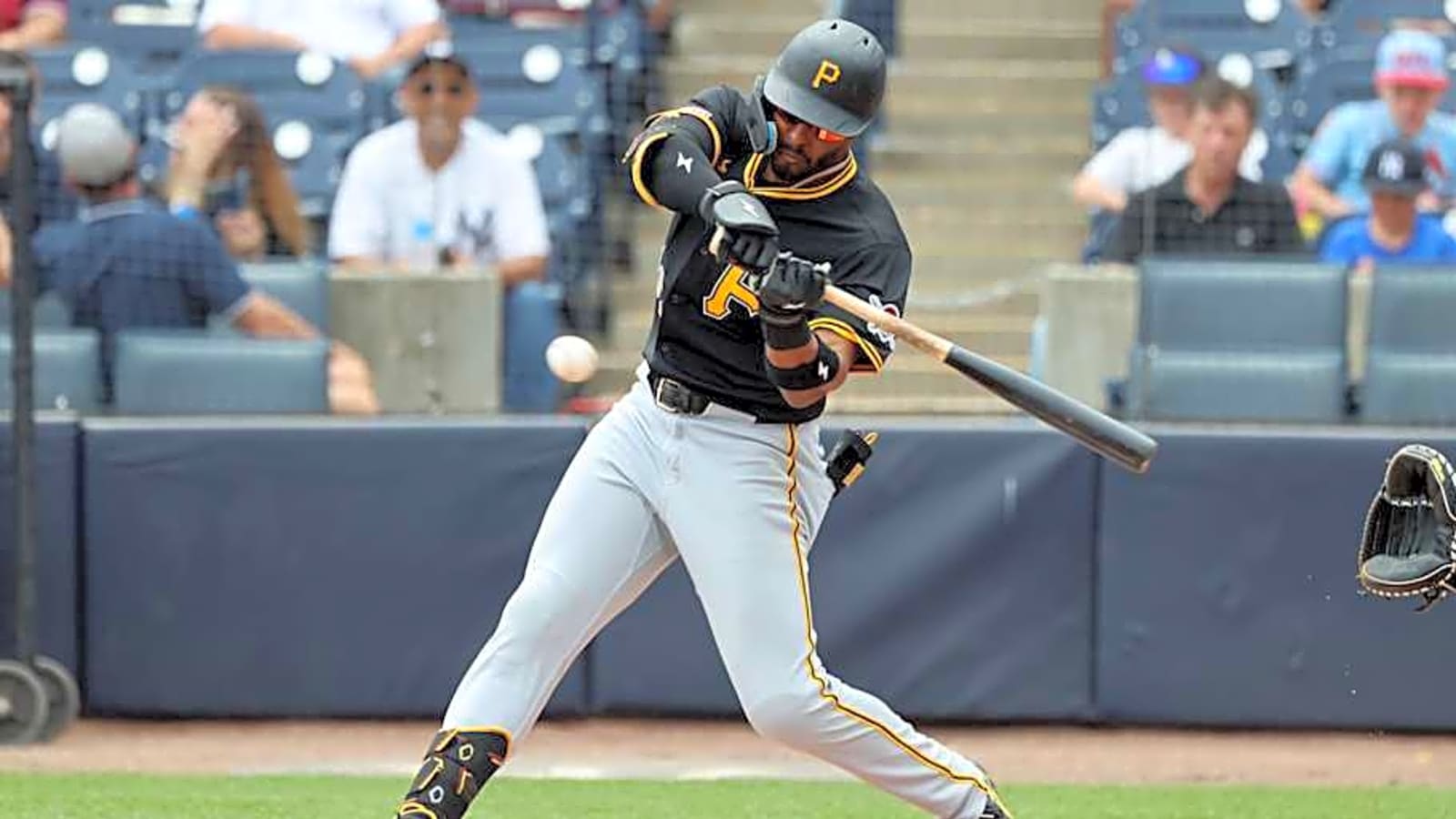 White Sox Designate Former Pirates Outfielder for Assignment