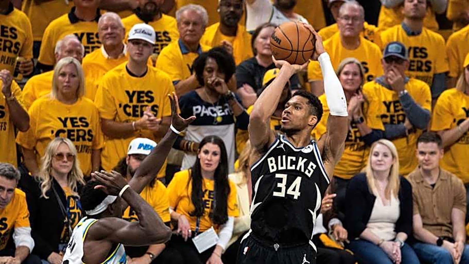 Bucks News: New Giannis Antetokounmpo Trade Prediction is Good News for Fans