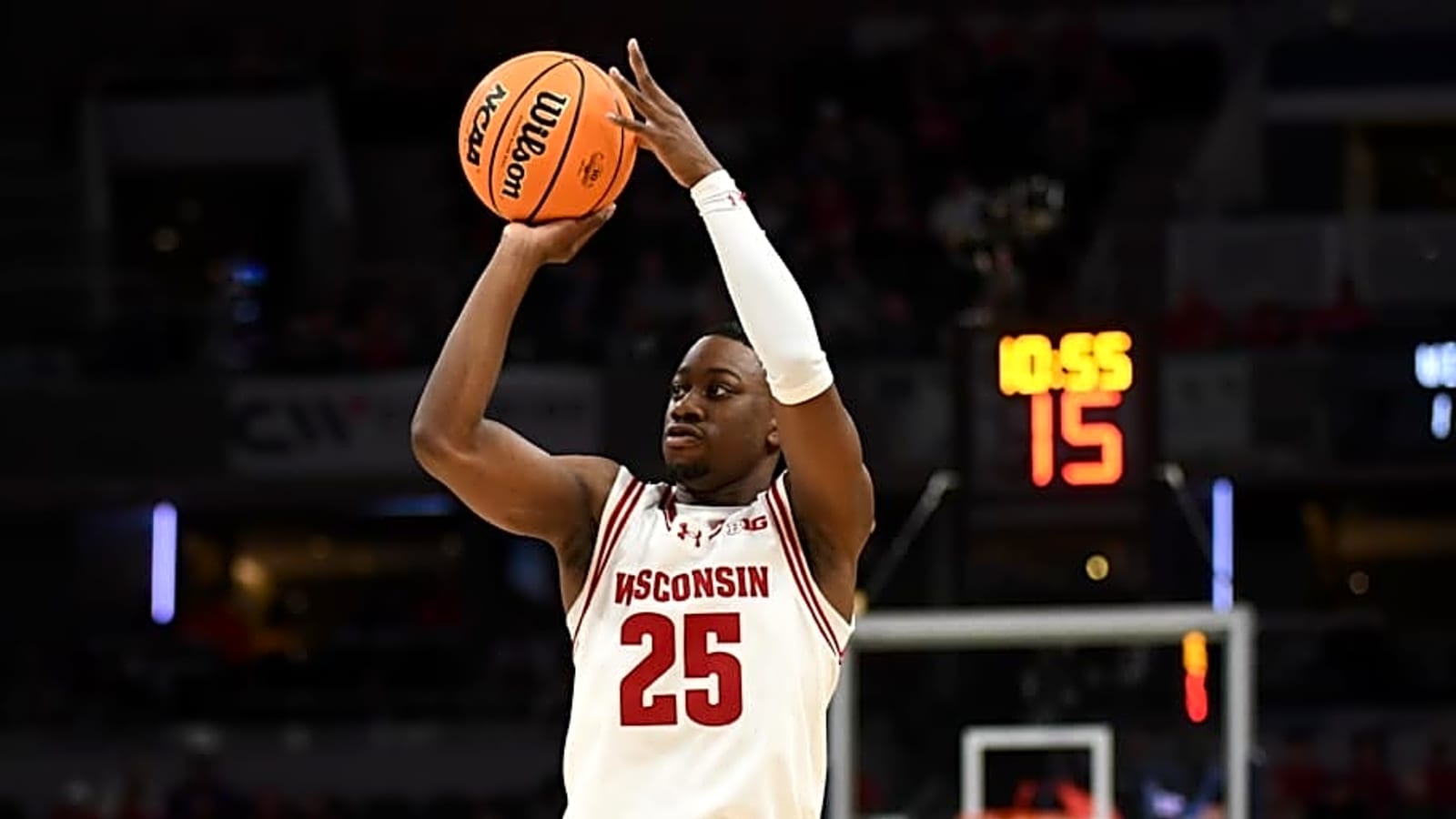College basketball insider thinks John Blackwell will be a star in Big Ten this season