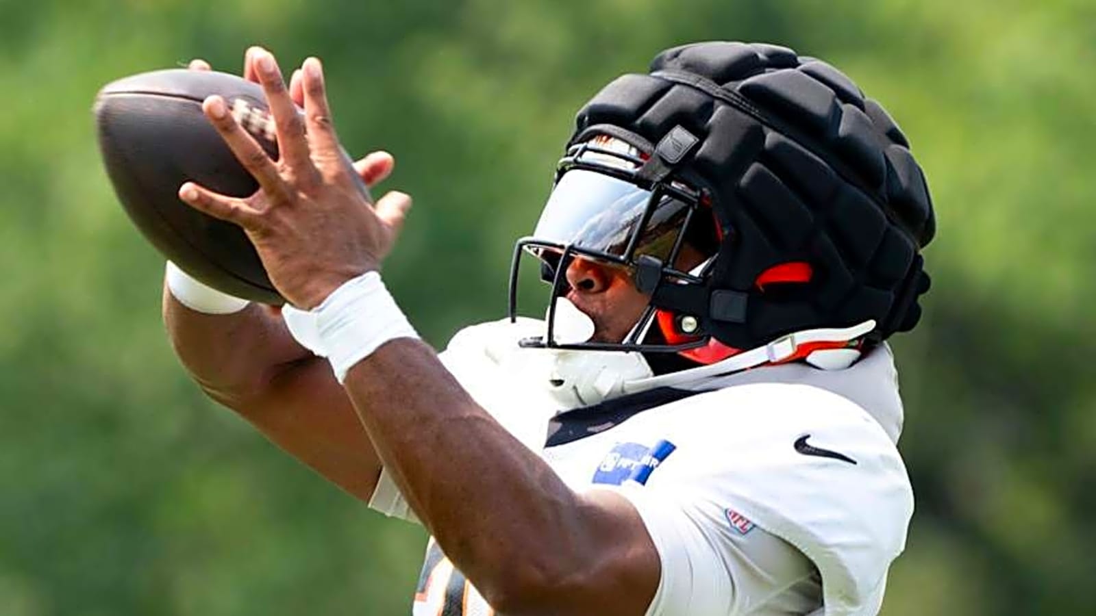  Former Bengals Running Back Chris Evans to Participate in Denver Broncos Rookie Minicamp