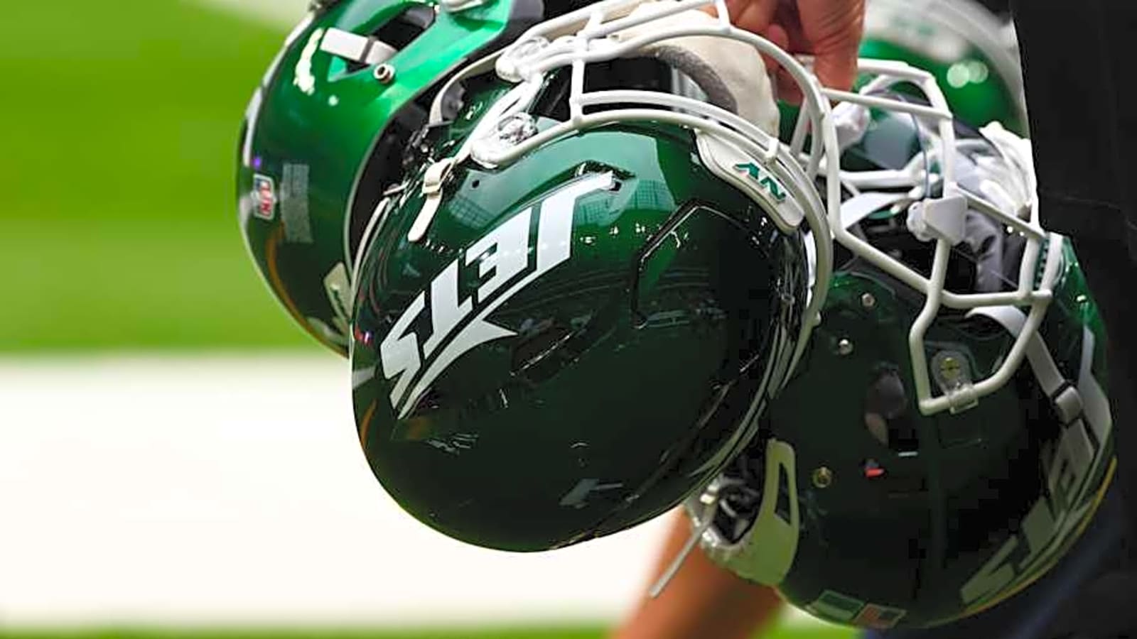 Jets ‘Nasty’ New Star Already Has Aaron Glenn&#39;s Attention