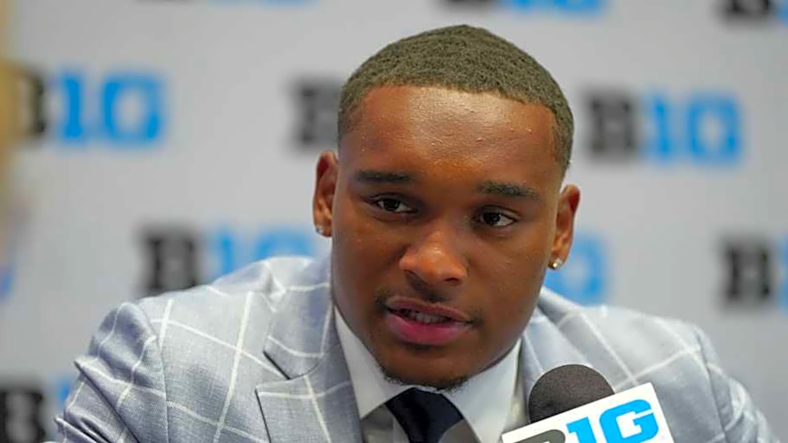 Darius Taylor is focused on trust over chemistry with Gophers&#39; new-look O-line