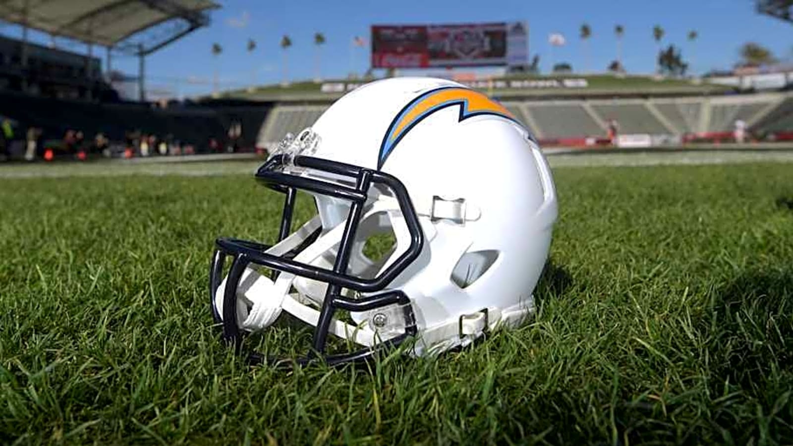 Former Chargers standout shockingly facing uncertain NFL future