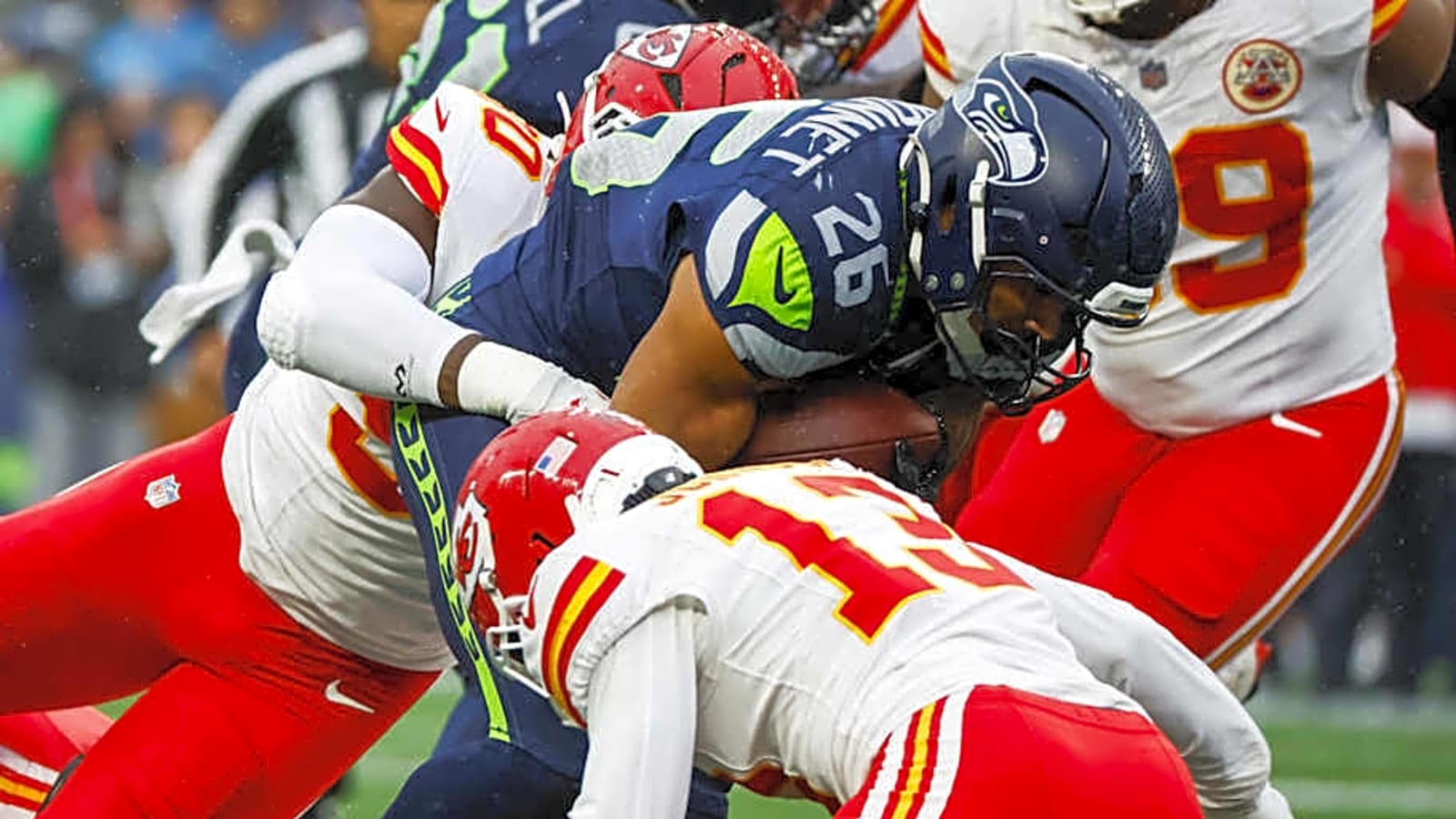 Oddsmakers say Seahawks have less than 1% chance at Super Bowl