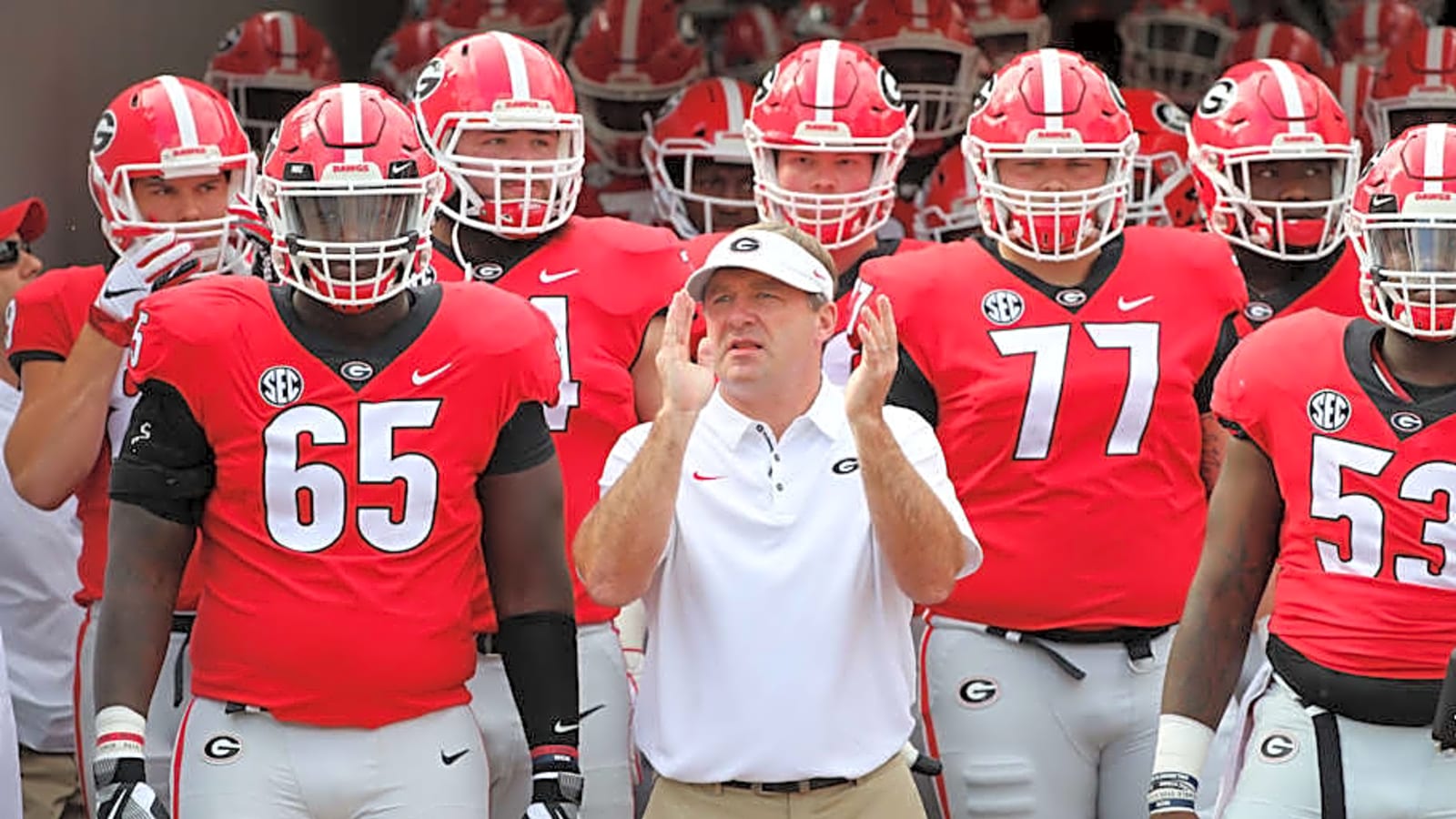 Georgia Football Uniforms Receive Controversially Low Ranking by Major News Outlet