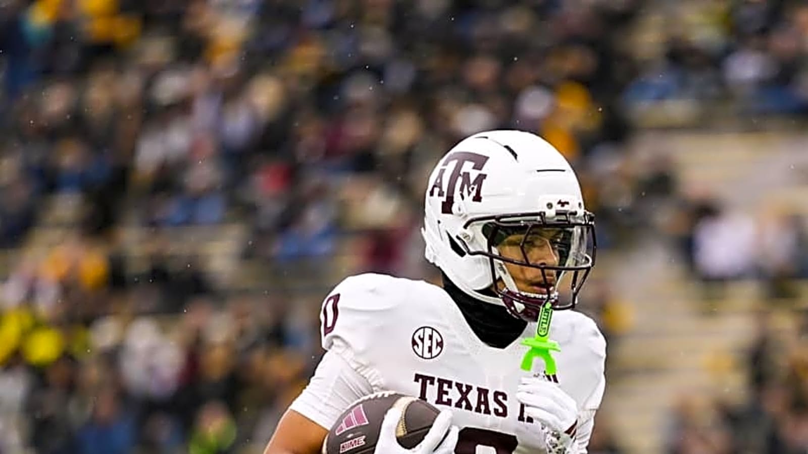 Former Texas A&M Receiver commits to the Wildcats