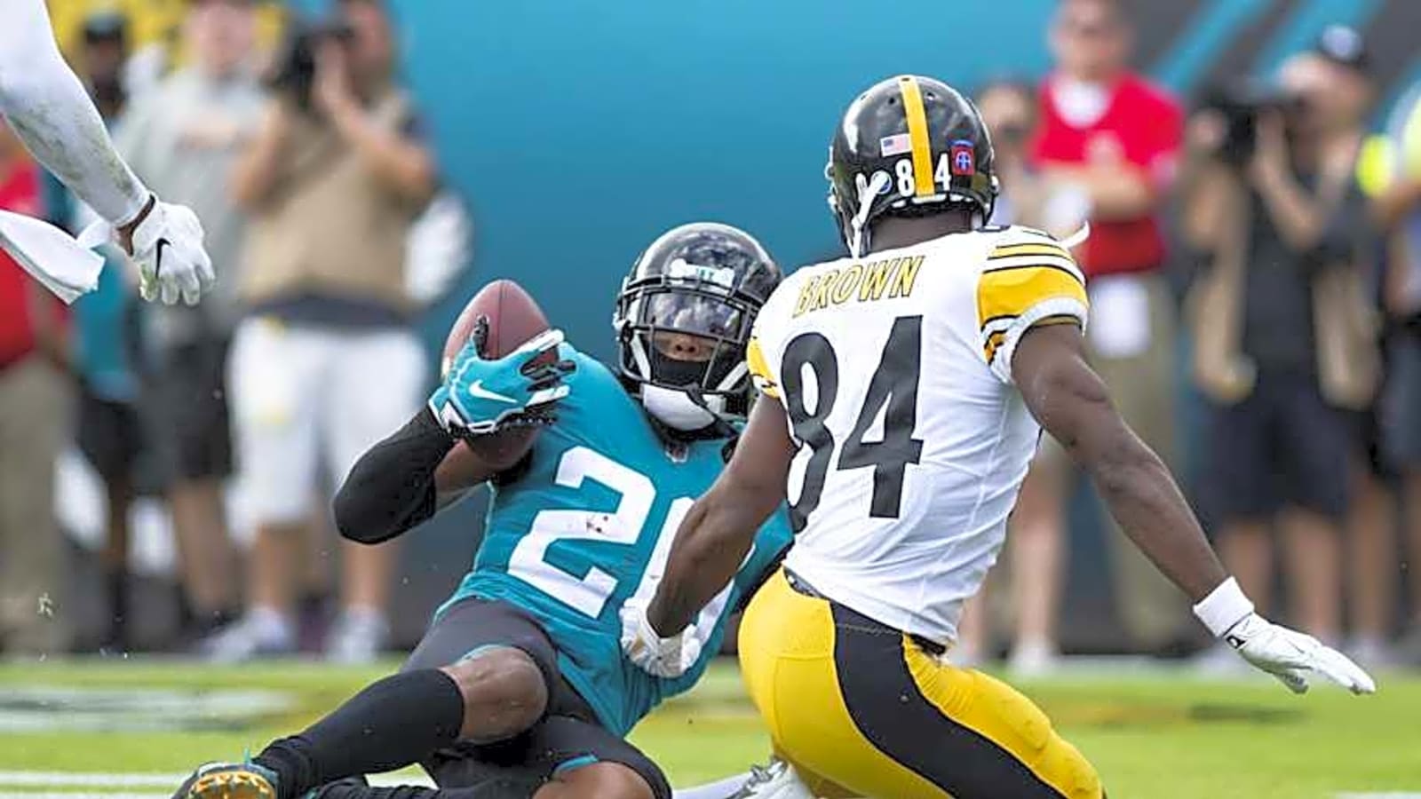  Former Jaguars Star Jalen Ramsey Traded to AFC Foe