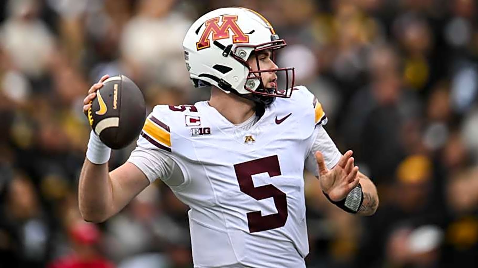 Get to Know MSU&#39;s Opponent&#39;s QB, Minnesota&#39;s Drake Lindsey
