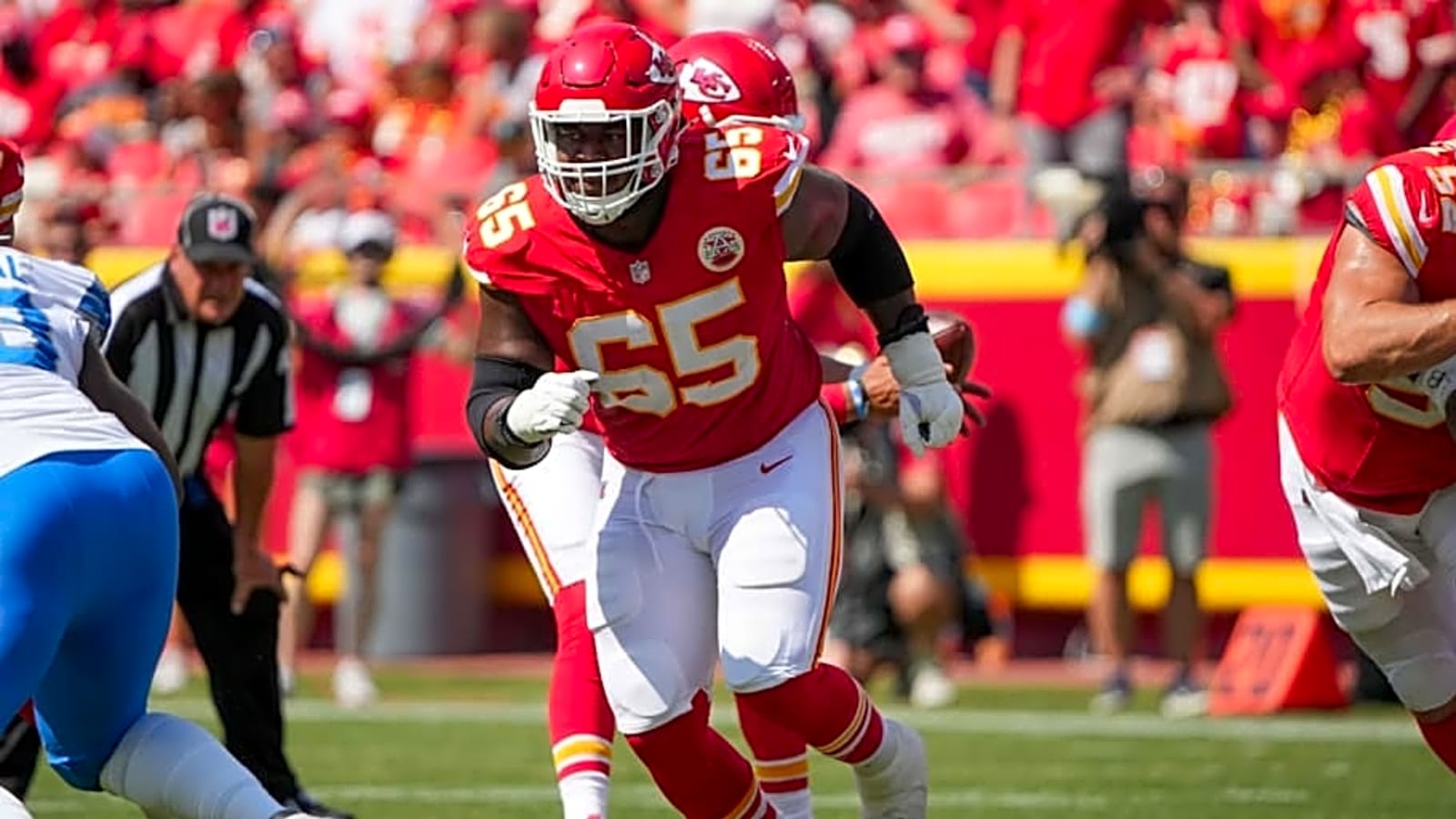  Trey Smith, Chiefs Agree to Contract Extension