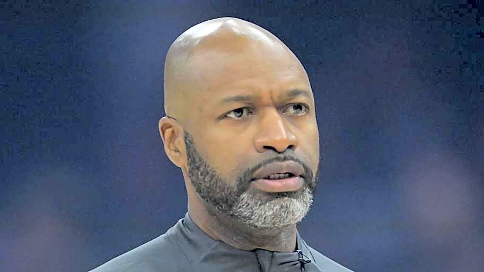 Jamahl Mosley needs to make some changes with Magic